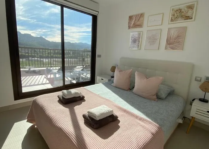 New Lomas De 德尼亚